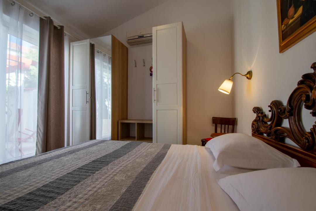 Photo of Bedroom in Betina