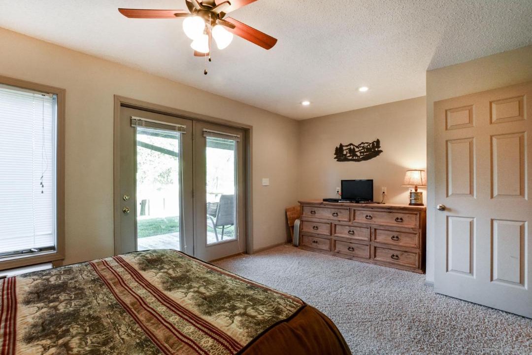 Photo of Bedroom in Lampe