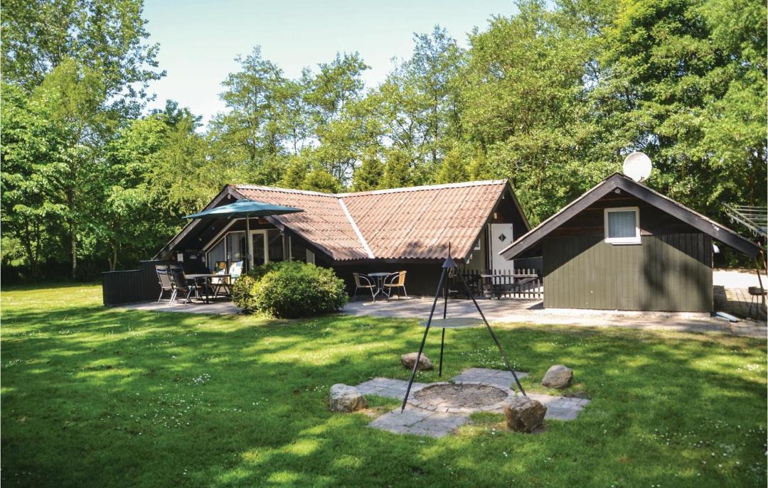 Photo of Buildings in Jegum