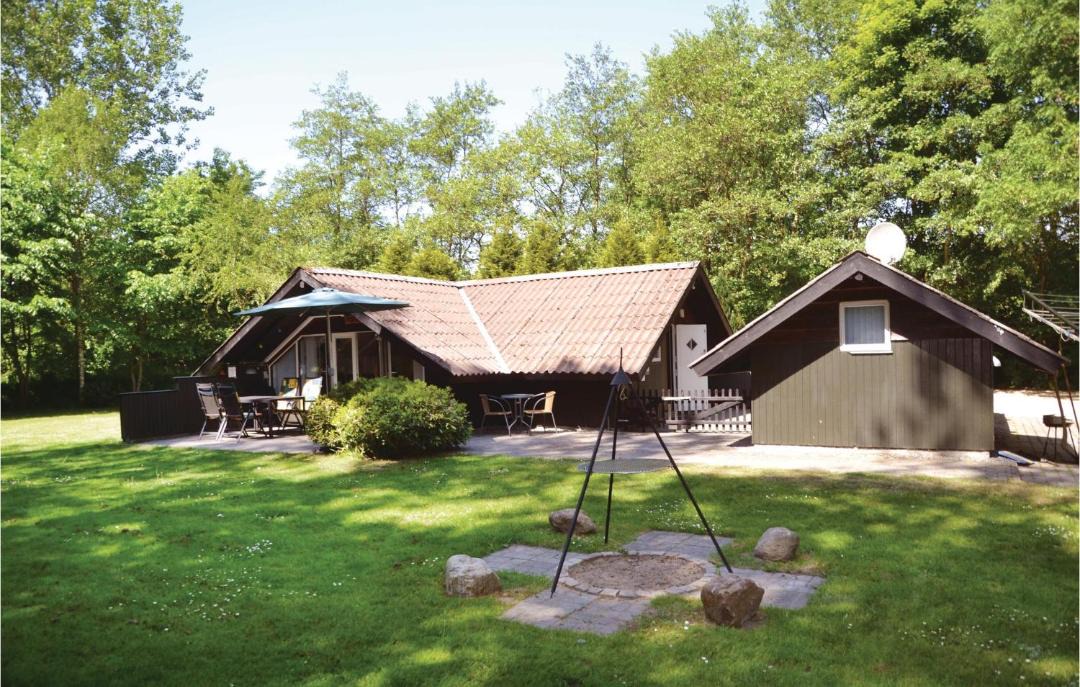 Photo of Buildings in Jegum