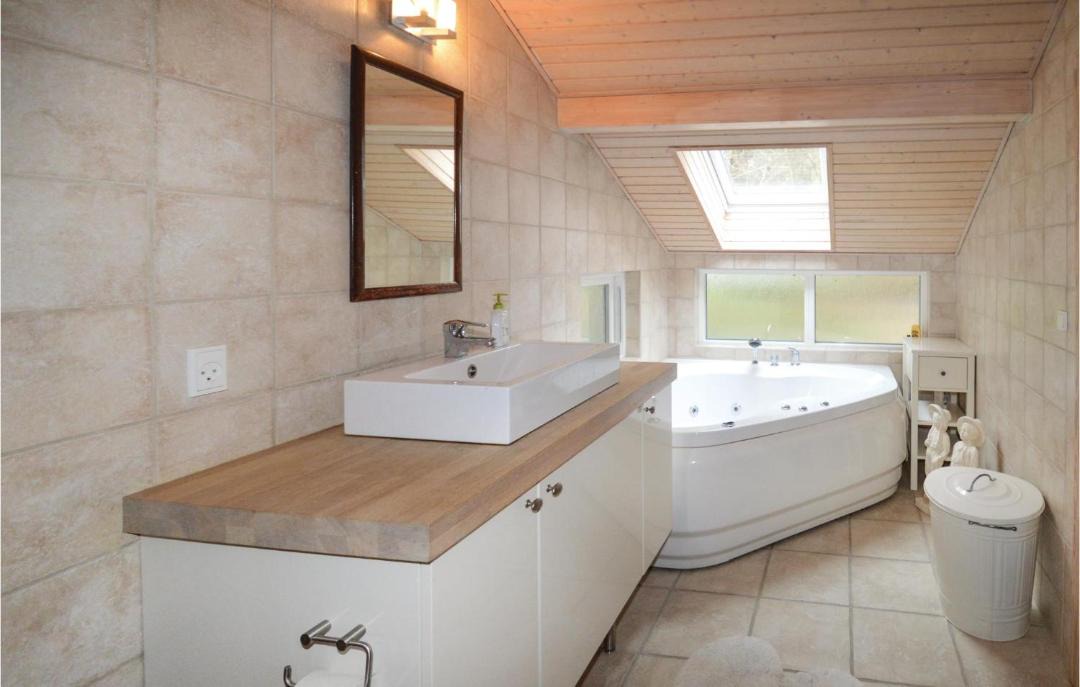 Photo of Bathroom in Lundby