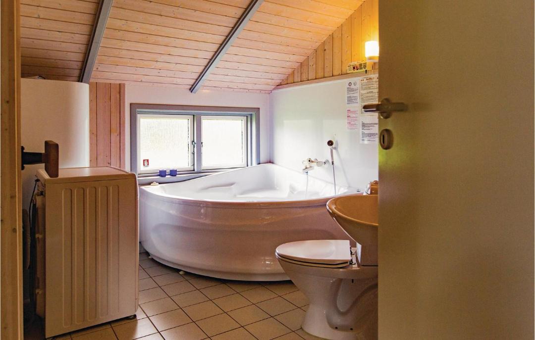 Photo of Bathroom in Reersø