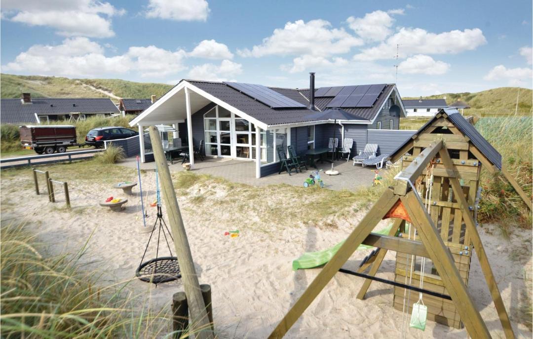 Photo of Buildings in Bjerregard Strand