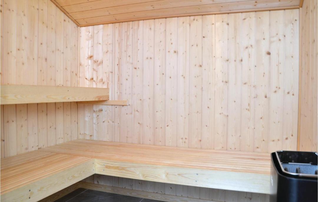 Photo of Others in Kulhuse