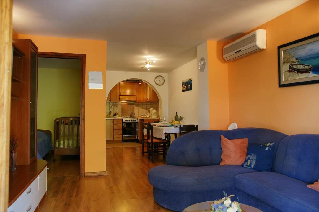 Photo of Livingroom in Dobrinj