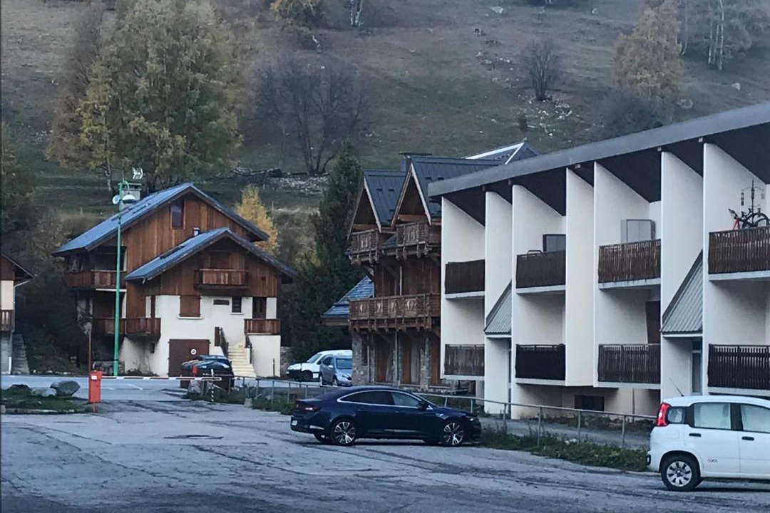 Photo of Buildings in Mont-de-Lans