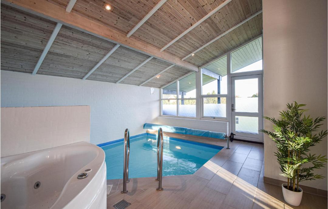 Photo of Others in Pøt Strandby