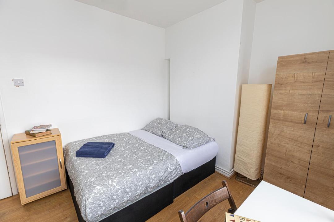 Photo of Bedroom in Shadwell