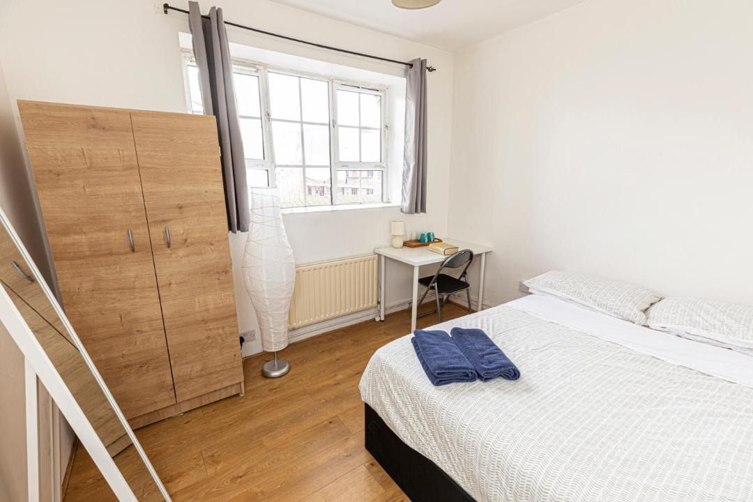 Photo of Bedroom in Shadwell