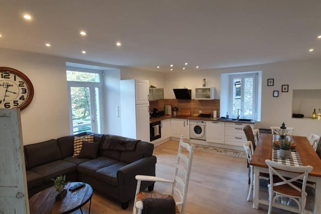 Photo of Livingroom in Pont d'Herault