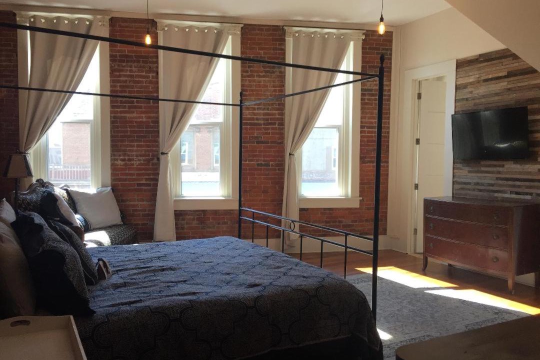 Photo of Others in Casey