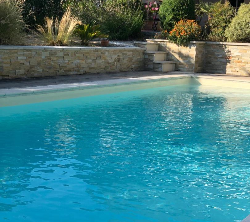 Photo of Others in Montbazon