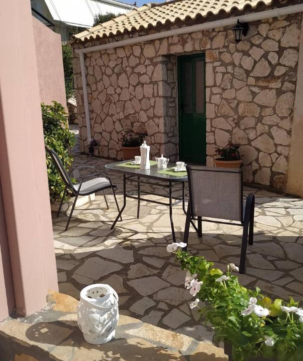 Photo of Others in Razata