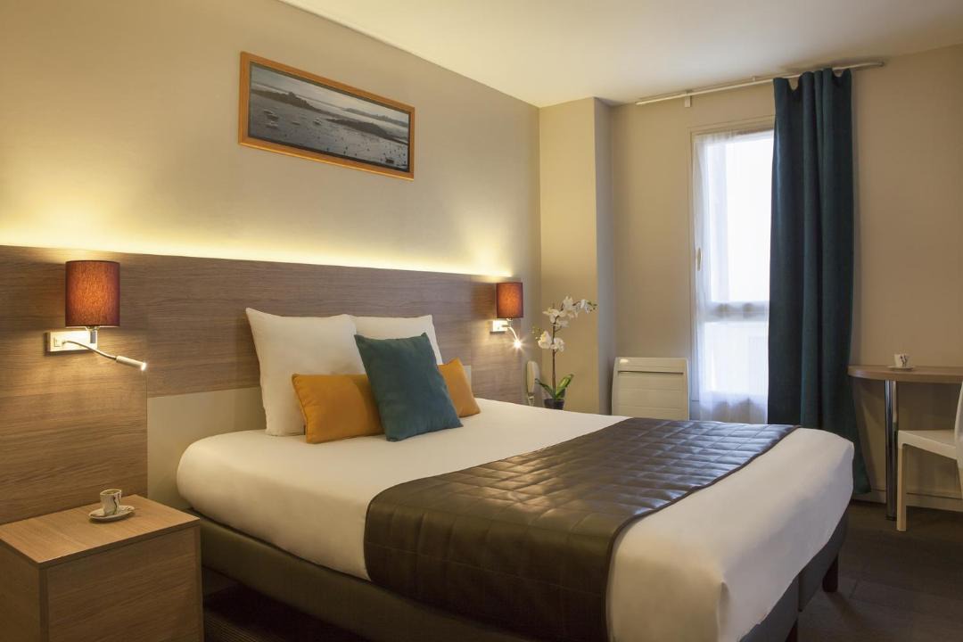 Photo of Bedroom in Richebourg - Saint-Clement