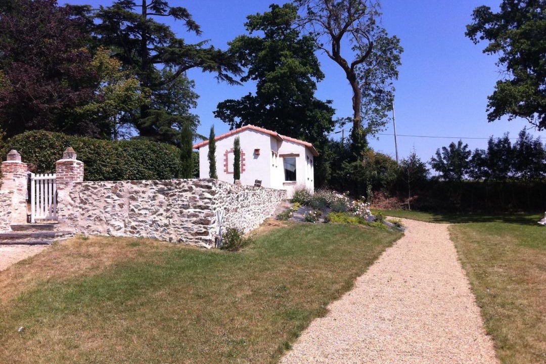 Photo of Buildings in Lire