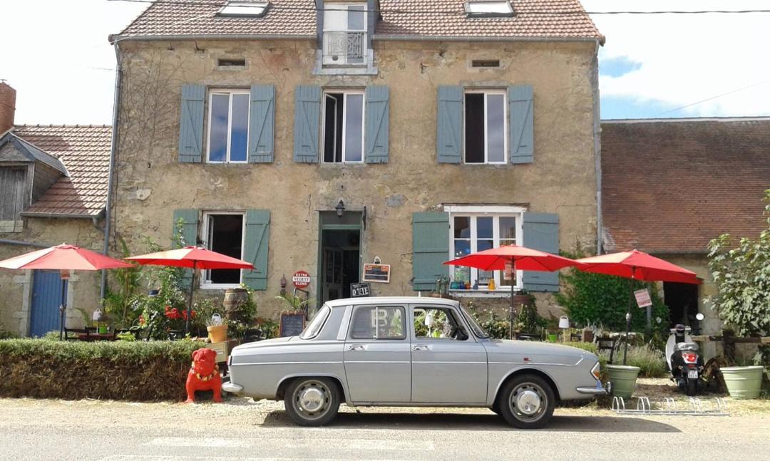 Photo of Buildings in Brinay