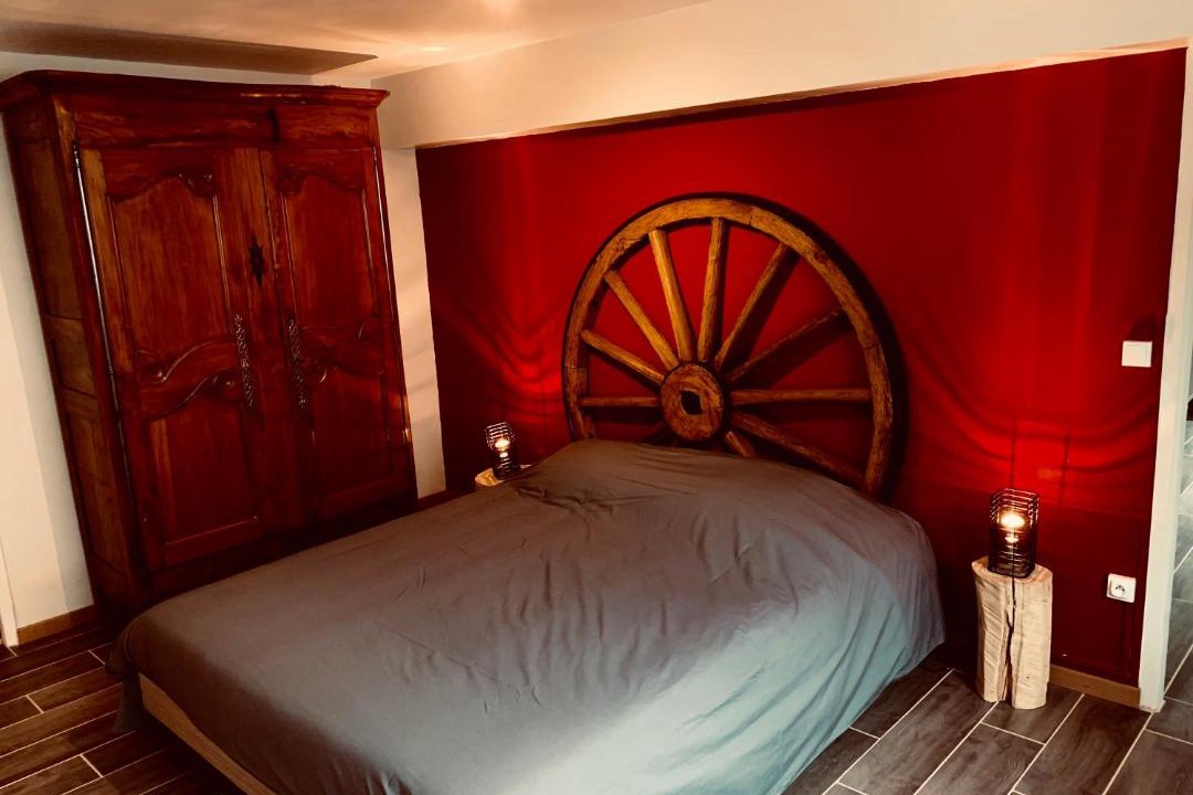 Photo of Bedroom in Le Mesnil-sur-Oger