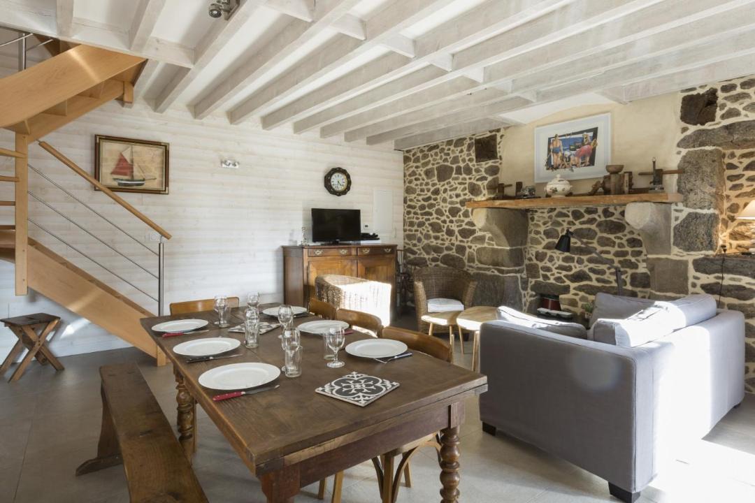 Photo of Livingroom in Rotheneuf-Le Pont