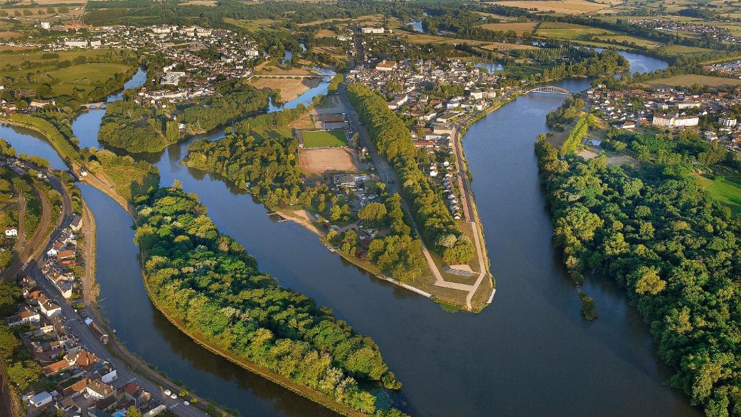 Photo of Others in Decize