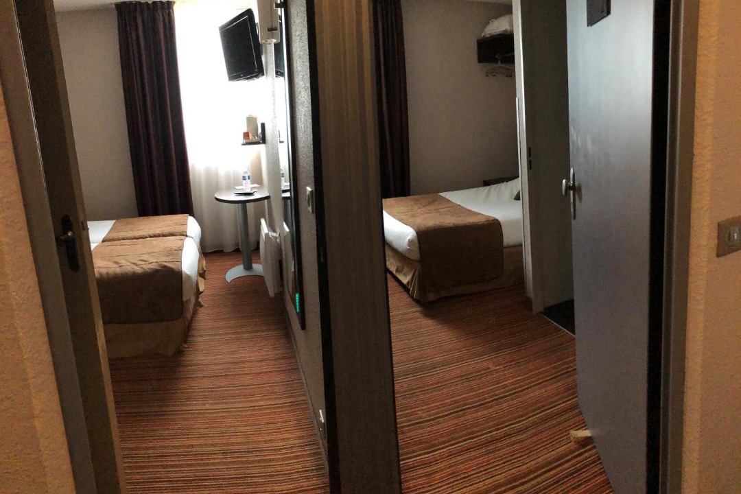 Photo of Others in Arnage