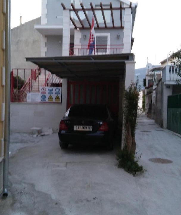 Photo of Buildings in Kastel Stafilic