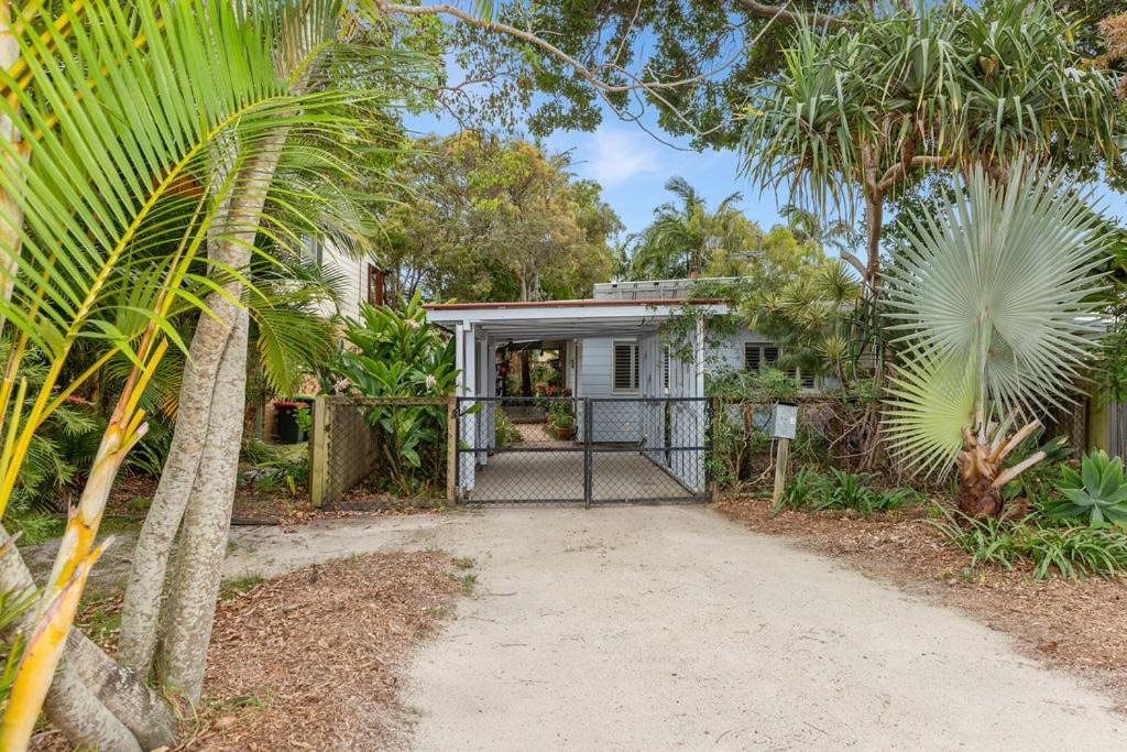 Photo of Others in Hastings Point