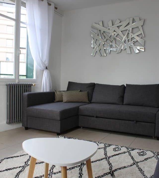 Photo of Livingroom in Charleville-Mezieres
