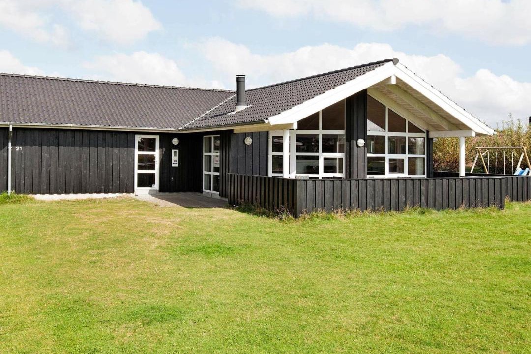 Photo of Buildings in Rindby Strand