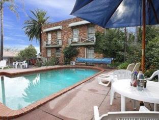 Photo of Others in Macleod