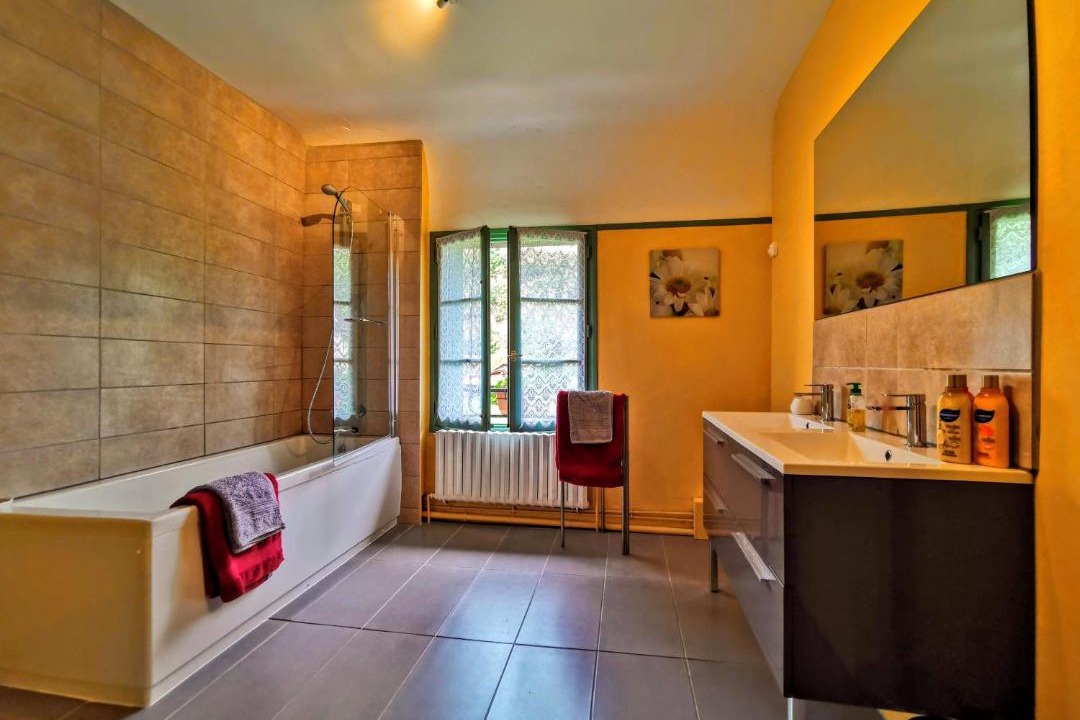 Photo of Others in Les Eyzies