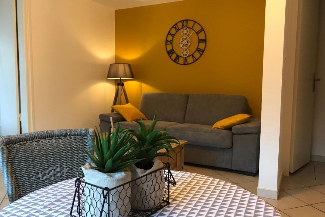 Photo of Livingroom in Carly