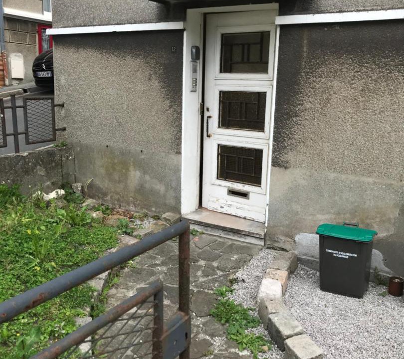 Photo of Others in Carly