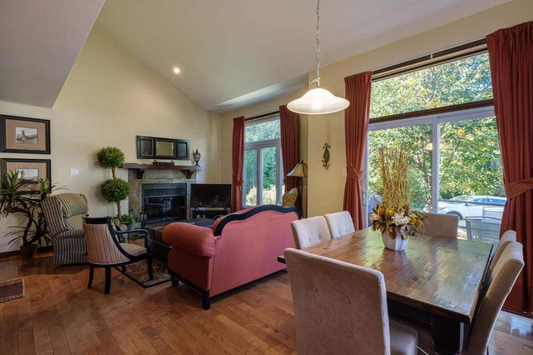 Photo of Livingroom in Mont-Tremblant