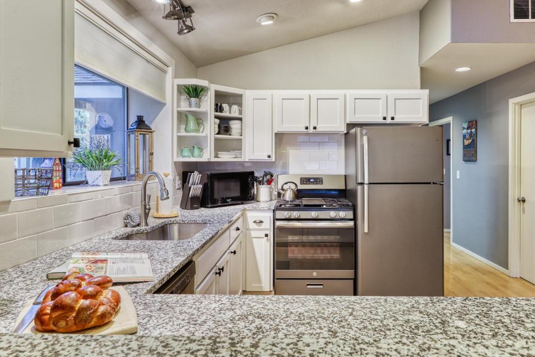 Photo of Others in River West