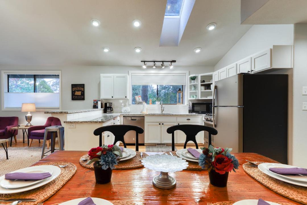 Photo of Others in River West