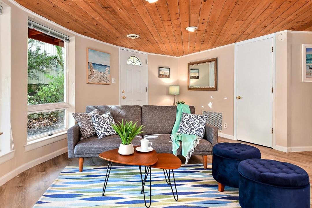 Photo of Livingroom in Ocean Pines