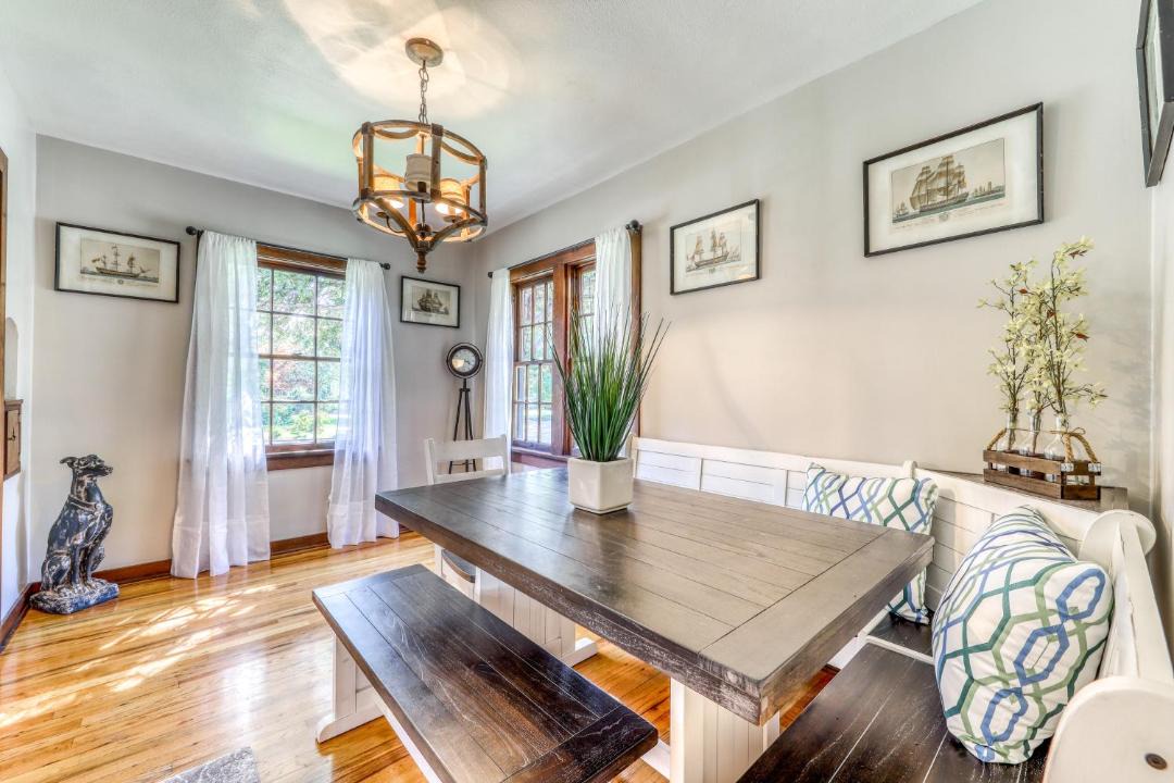 Photo of Livingroom in North End