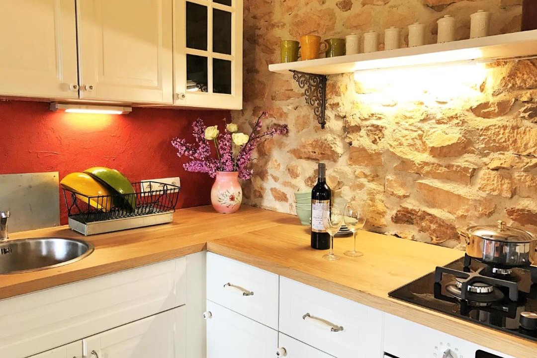 Photo of Kitchen in Frayssinet-le-Gelat