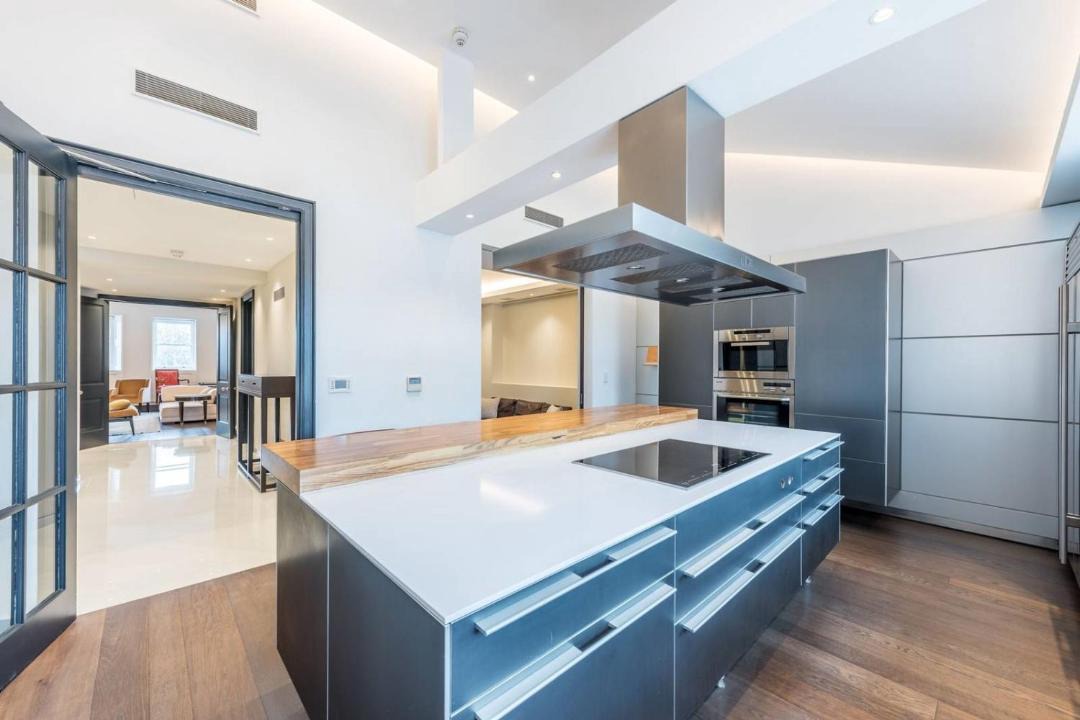 Photo of Others in Knightsbridge