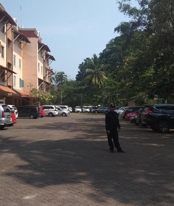 Photo of Buildings in Carita