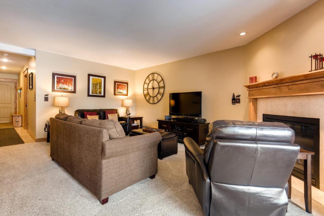 Photo of Livingroom in Historic District