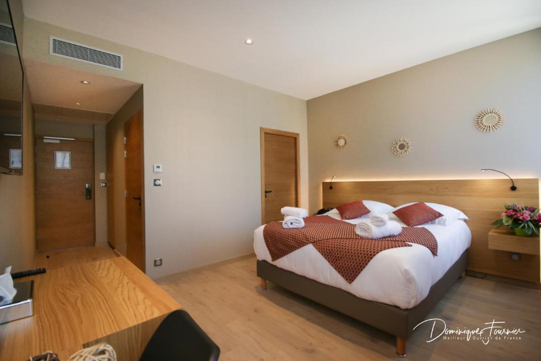 Photo of Bedroom in Bagneres-de-Luchon