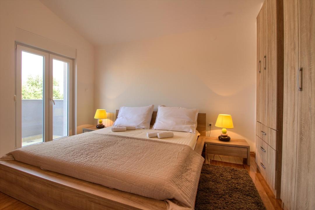 Photo of Bedroom in Gajana