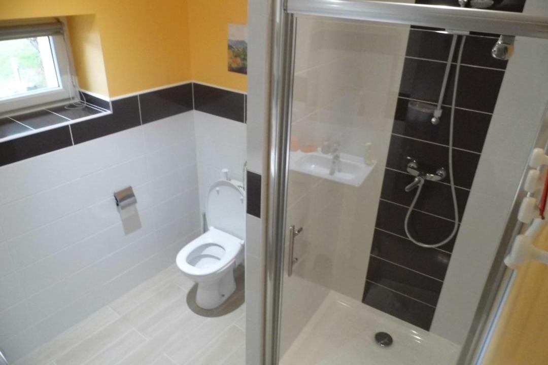 Photo of Bathroom in Mercurol