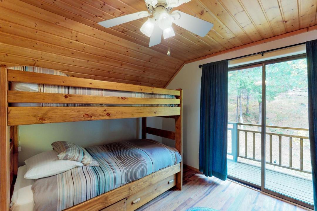 Photo of Bedroom in Leavenworth