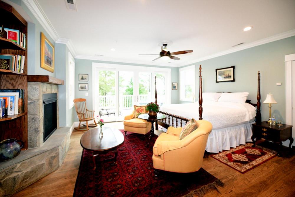 Photo of Others in Ridge