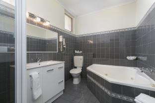 Photo of Others in Glenelg East