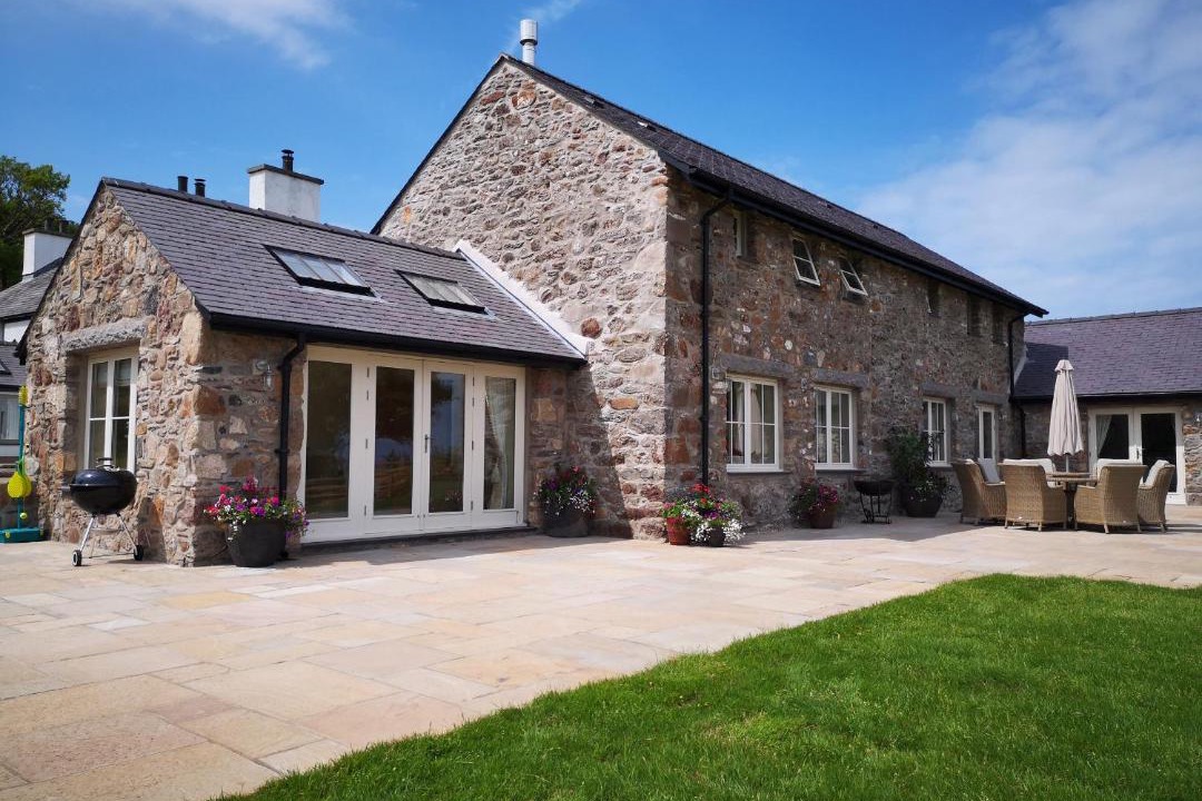 Photo of Others in Dulas