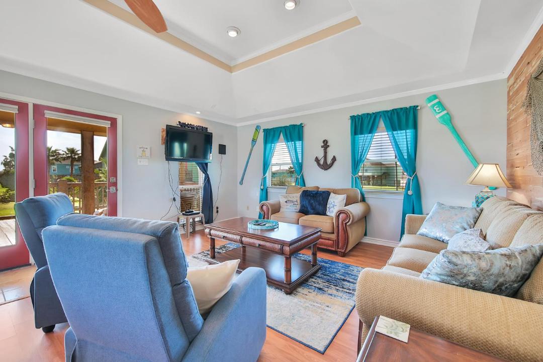 Photo of Livingroom in Crystal Beach