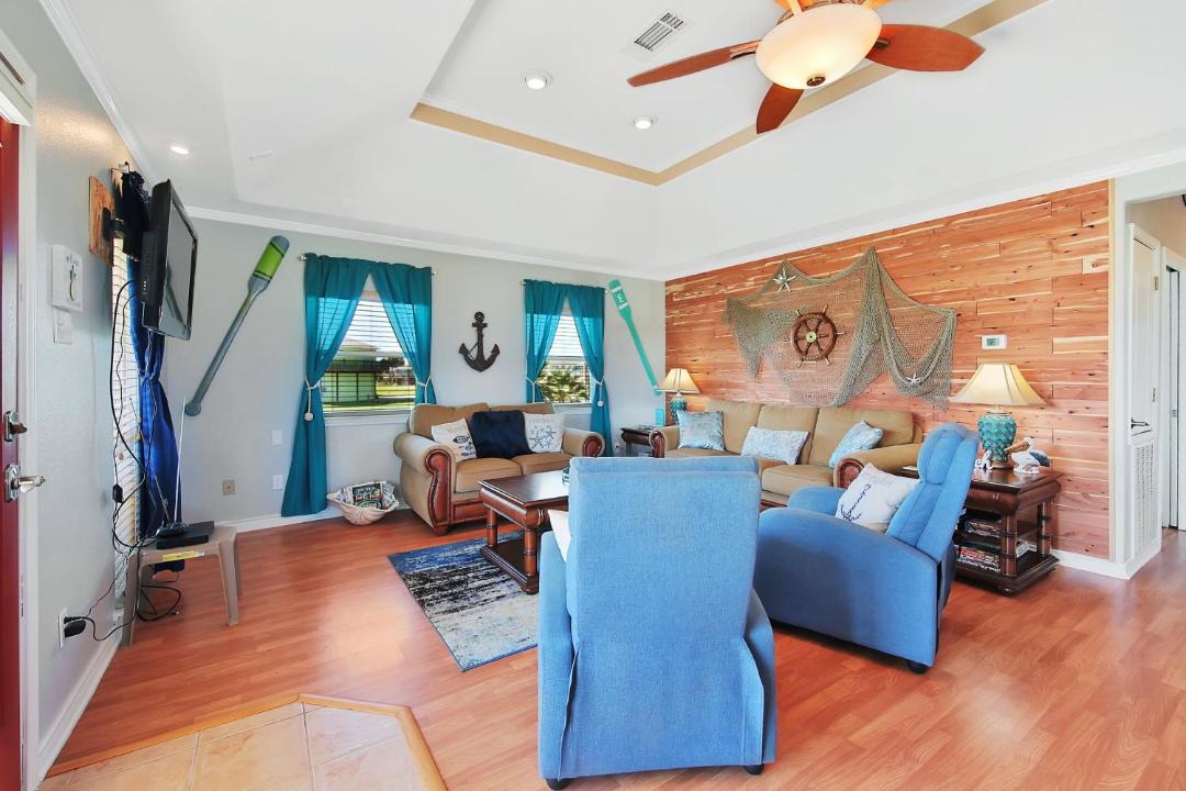 Photo of Livingroom in Crystal Beach